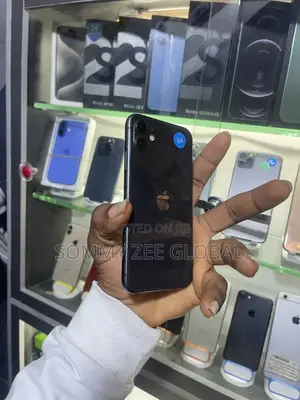 Apple iPhone 11 64 GB Black
