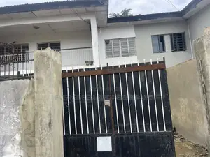 4 Bedroom Property for Commercial Purpose