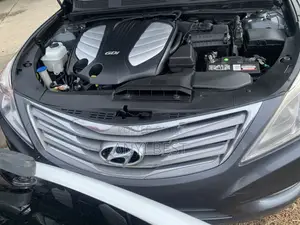 Hyundai Azera 2016 Gray