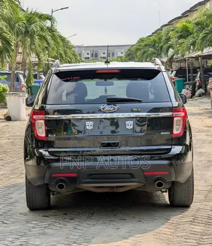 Ford Explorer 2012 Black