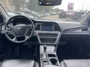 Hyundai Sonata Limited 2.0T Seban (2.0L 4cyl 6A) 2016 Silver
