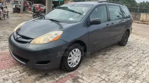 Toyota Sienna 2007 Gray