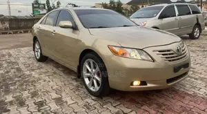Toyota Camry 2008 Gold
