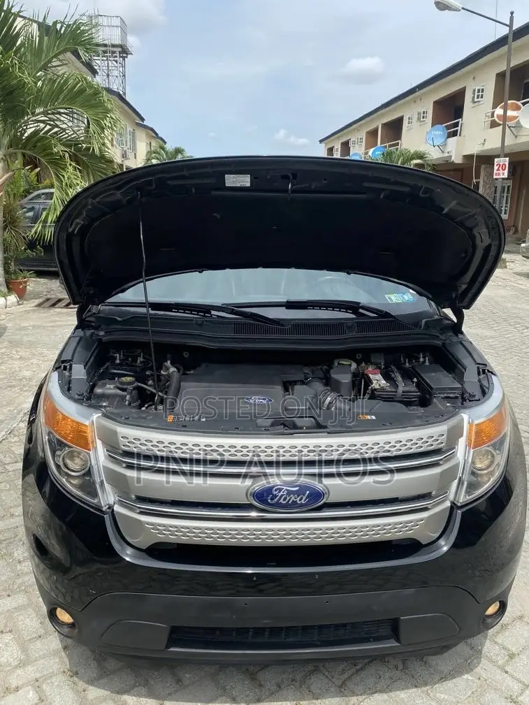 Ford Explorer 2012 Black