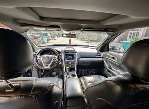 Ford Explorer 2012 Black