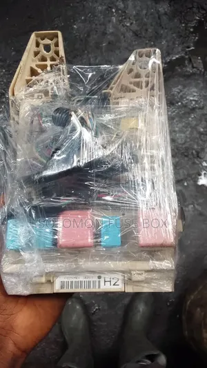 Inner Fuse Box Highlander 2010 to 2012