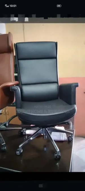 Luxury High-Back Black Leather Executive Chair – Premium Chrome Base