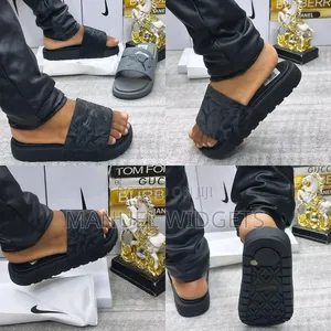 Nike Carton Luxury Slides – Premium Quality