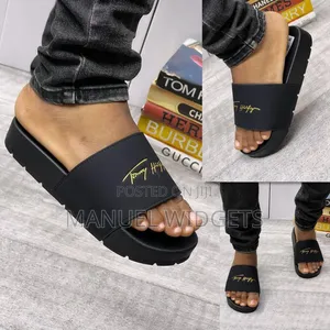 Tommy Hilfiger Carton Luxury Slides – Premium Quality