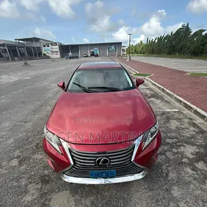 Lexus ES 2013 Red
