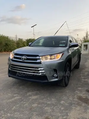 Toyota Highlander 2018 Silver