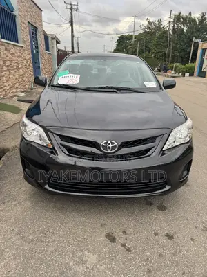 Toyota Corolla LE 4dr Sedan (1.8L 4cyl 4A) 2011 Black