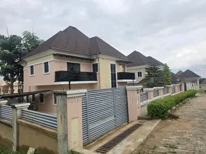 4bdrm Duplex in Karmo for rent