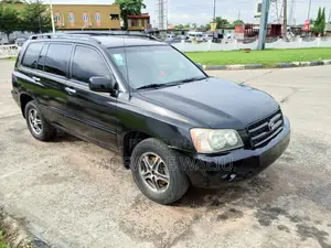 Toyota Highlander 2004 Black