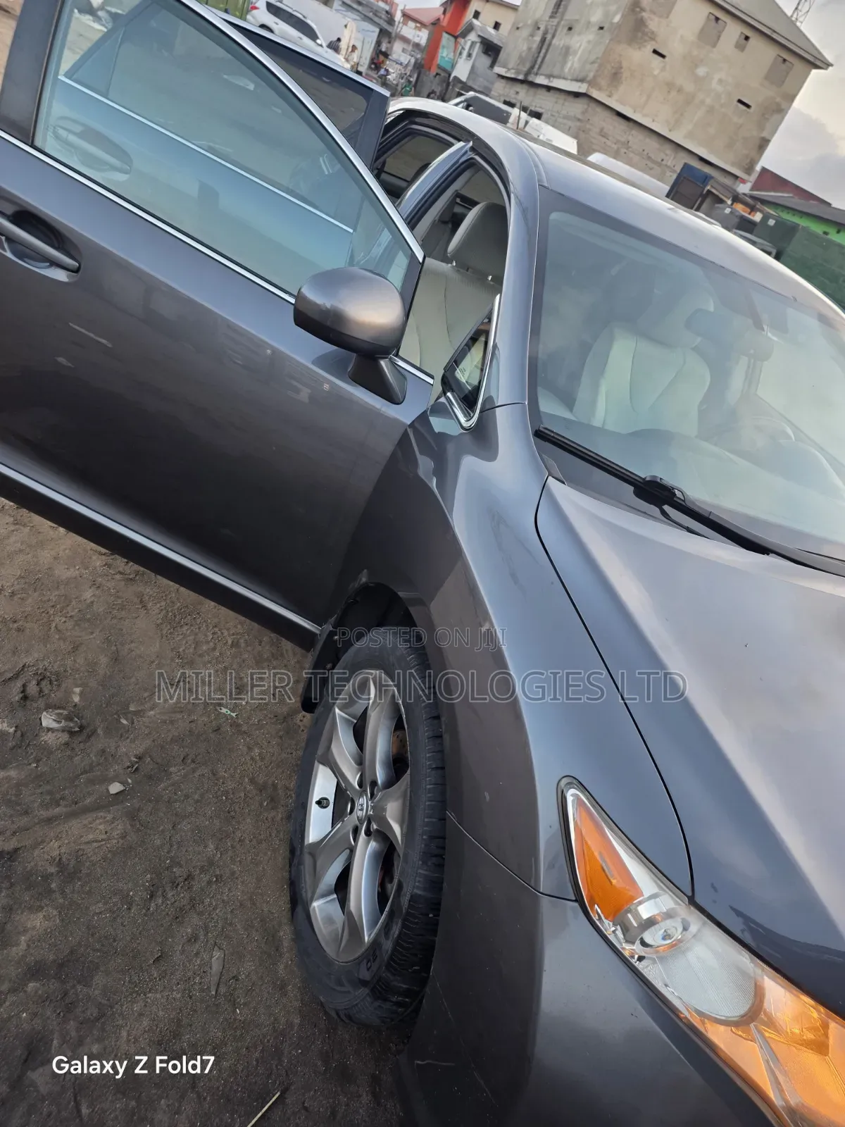 Toyota Venza V6 AWD 2012 Gray