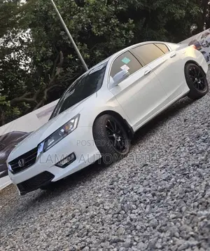 Honda Accord 2013 White