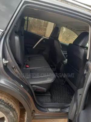 Toyota RAV4 Limited AWD (2.5L 4cyl 6A) 2016 Gray