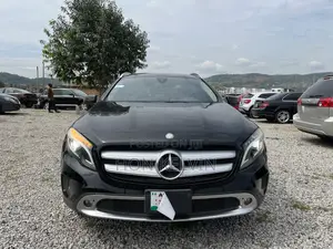Mercedes-Benz GLA 250 2016 Black
