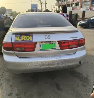 Honda Accord 2005 Silver