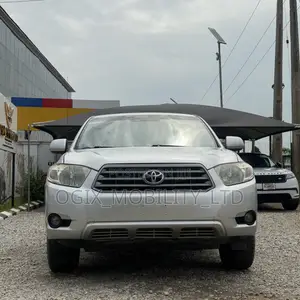 Toyota Highlander 2009 Silver
