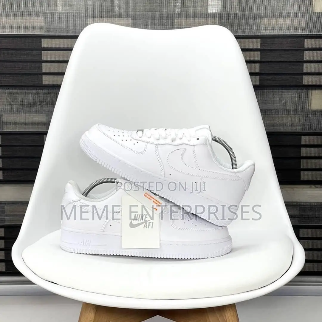 White Af1