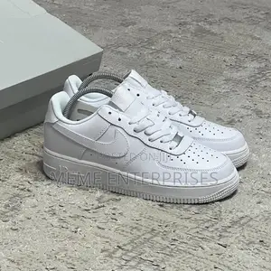 White Af1