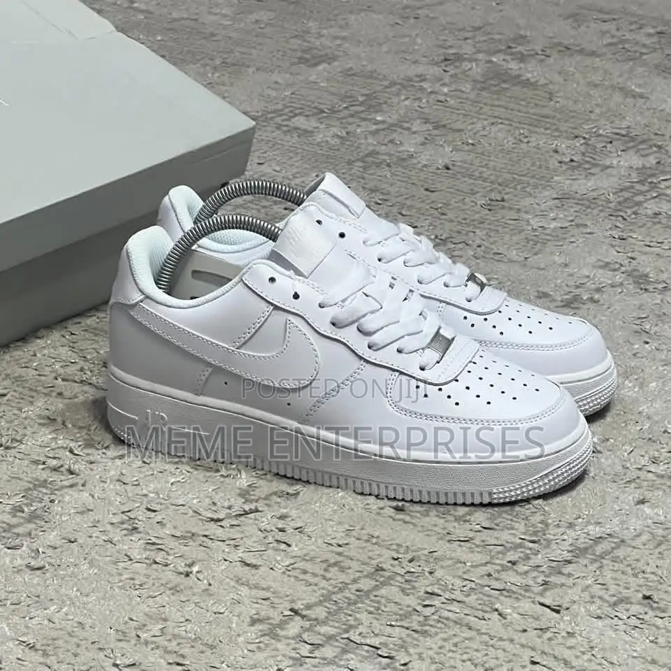 White Af1