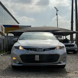 Toyota Avalon 2013 Silver