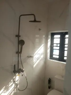 2bdrm Block of Flats in Genesis Court, Ado / Ajah for rent