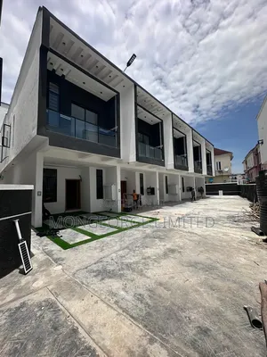 4bdrm Townhouse/Terrace in Chevron for sale