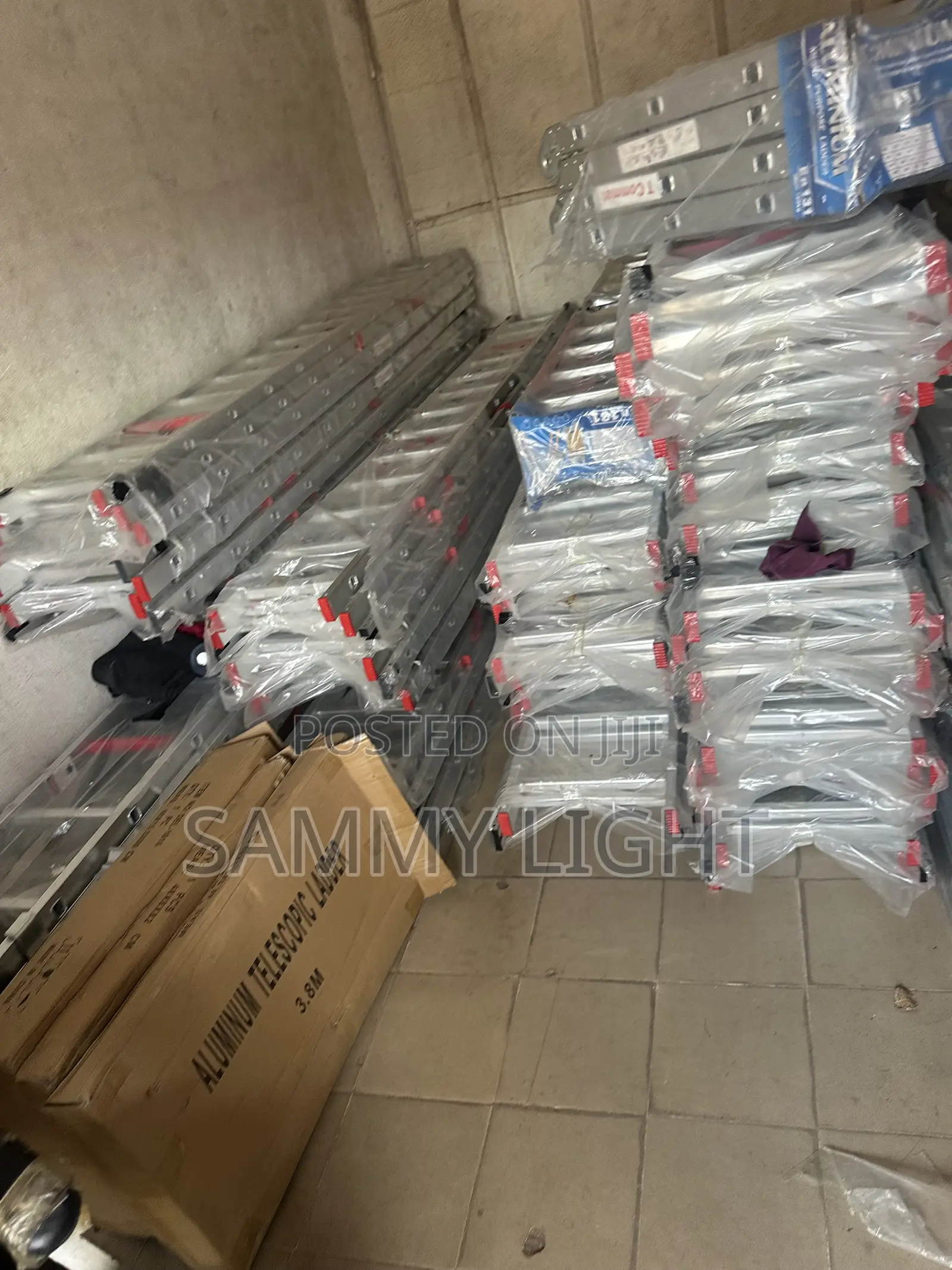 Aluminum Ladder