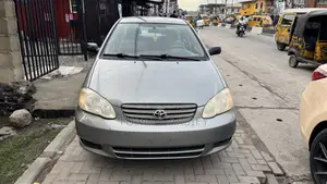 Toyota Corolla 2004 Gray