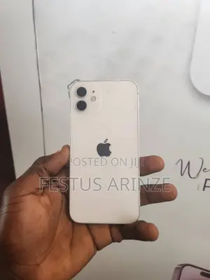 Apple iPhone 12 64 GB Silver