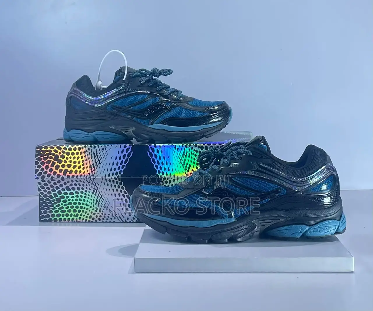 Original Saucony Progrid Omni 9 Glowconstrictor