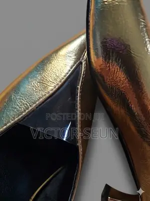 Cowhide Leather Shoes