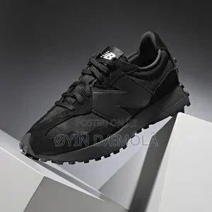 New Balance 327 Stud