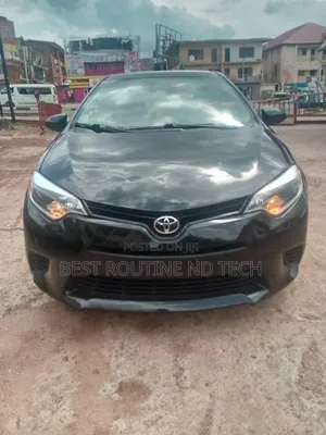 Toyota Corolla LE Premium 4dr Sedan (1.8L 4cyl CVT) 2016 Black
