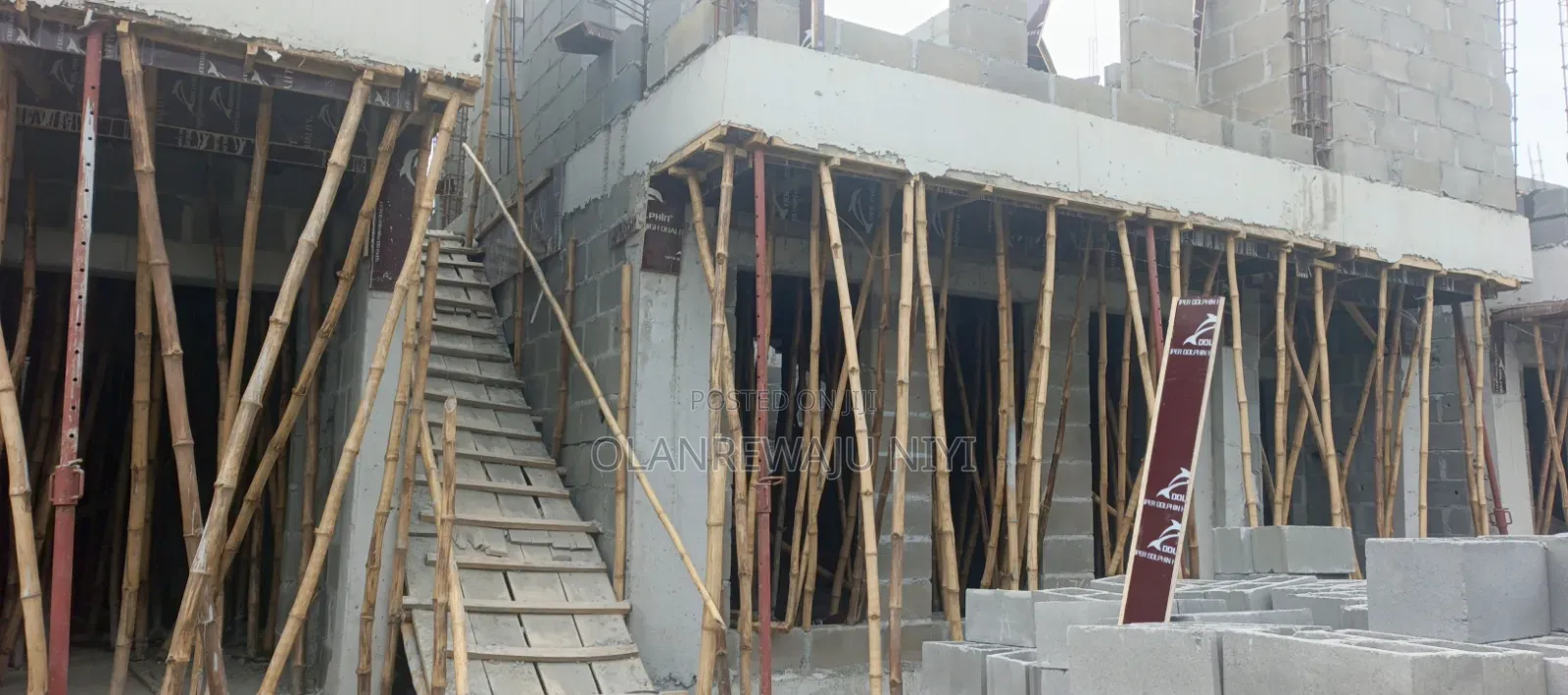Duplex for Sale at Eric Moore S/L Lagos
