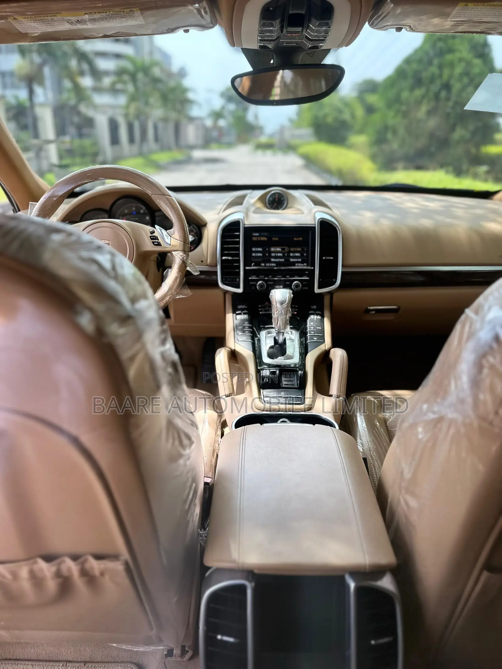 Porsche Cayenne 2013 Brown