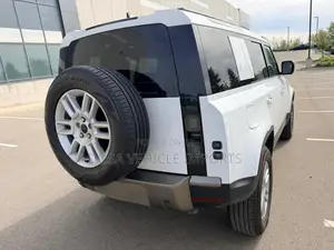 Land Rover Defender 110 P400 X-Dynamic SE 2025 White