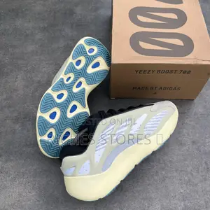 Adidas Yeezy Boost 700 V3 Alvah Sneakers