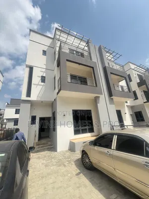 4bdrm Duplex in Guzape Abuja for rent
