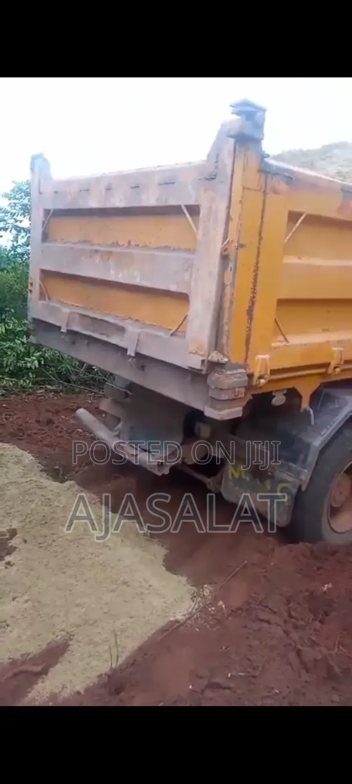 30 Tons of Granite and Sharp Sand