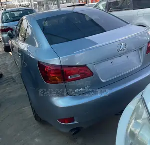 Lexus IS 250 2010 Blue