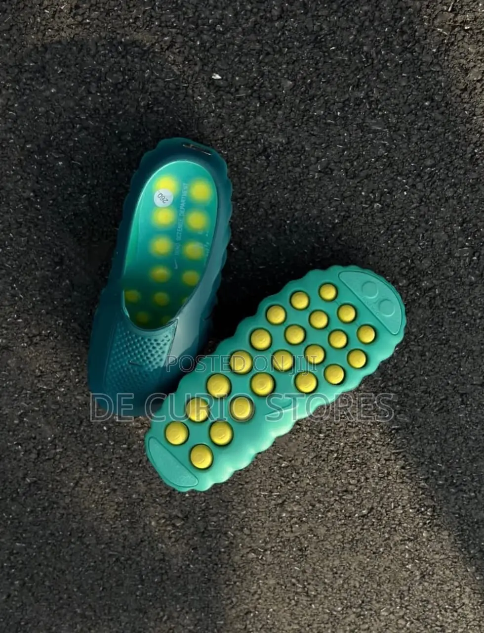 Nike Mind 001 Mules
