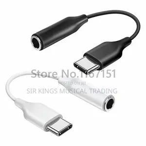 Lightning 3.5mm Type C Converter