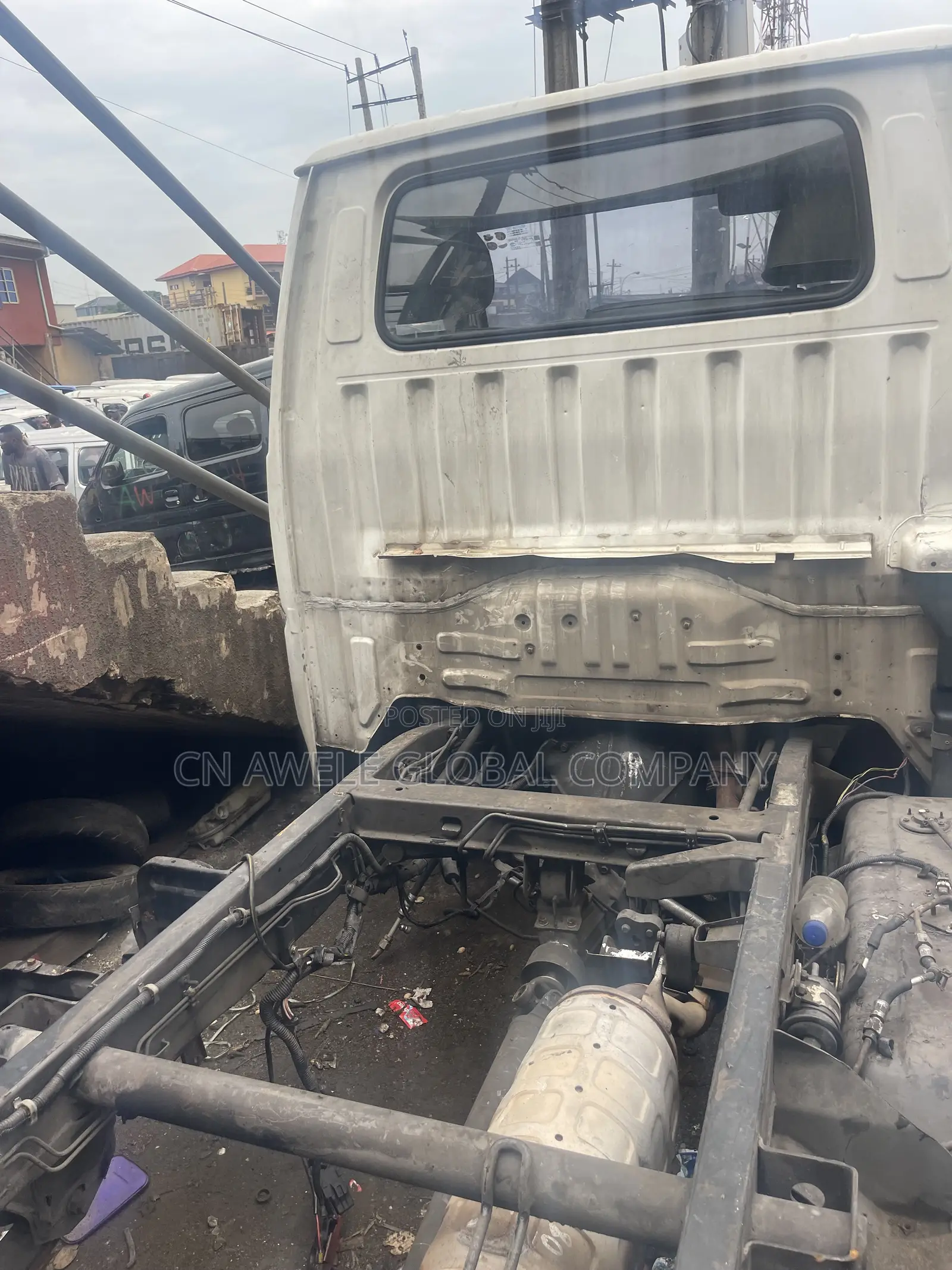 Mitsubishi Delica 2014 White