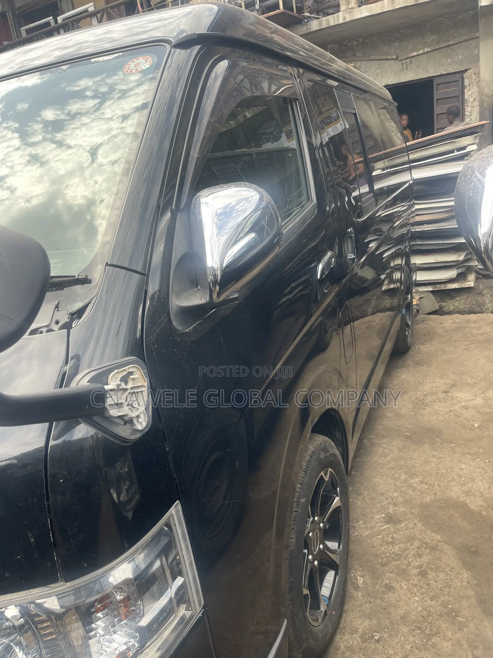 Toyota HiAce 2019 Black
