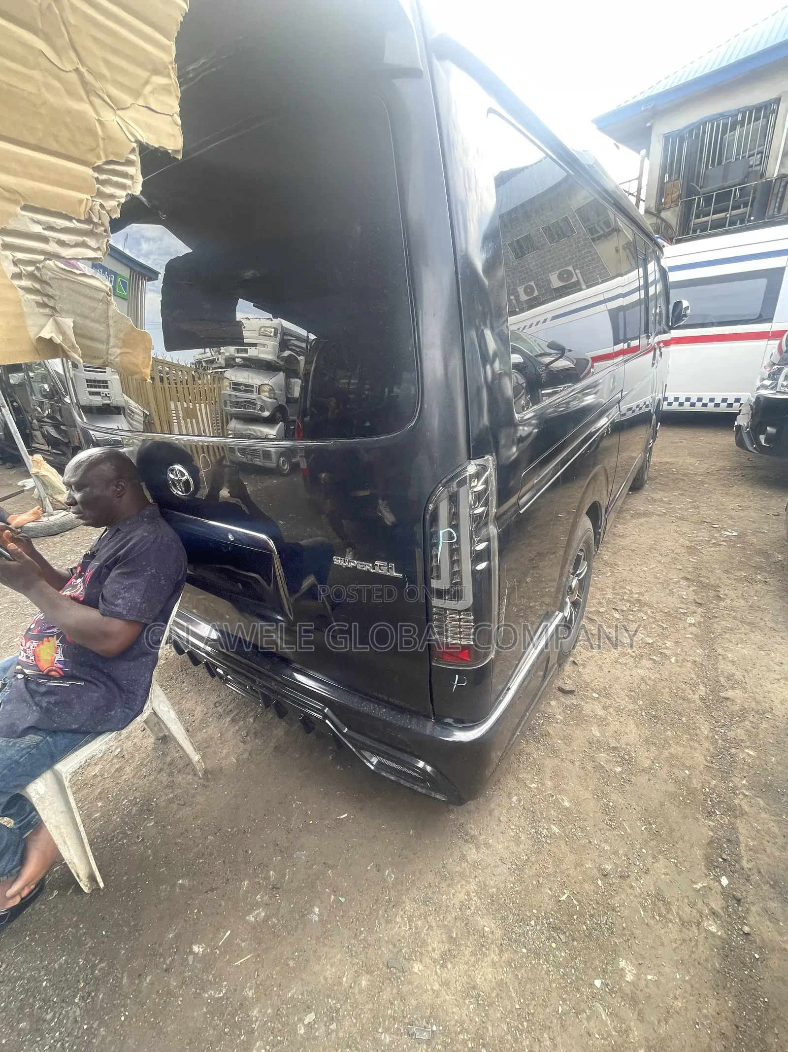 Toyota HiAce 2019 Black