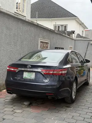 Toyota Avalon XLE 4dr Sedan (3.5L 6cyl 6A) 2014 Blue